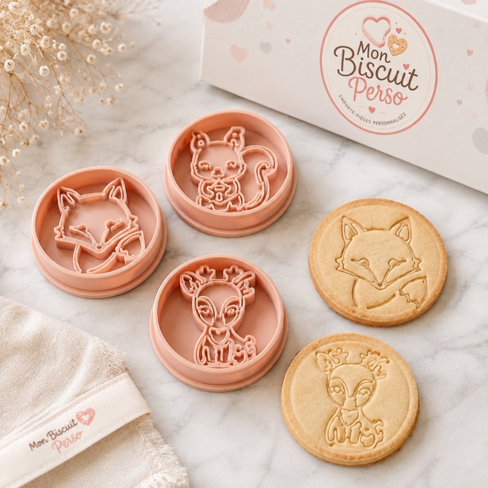 Biscuits imprimés aux motifs forêt